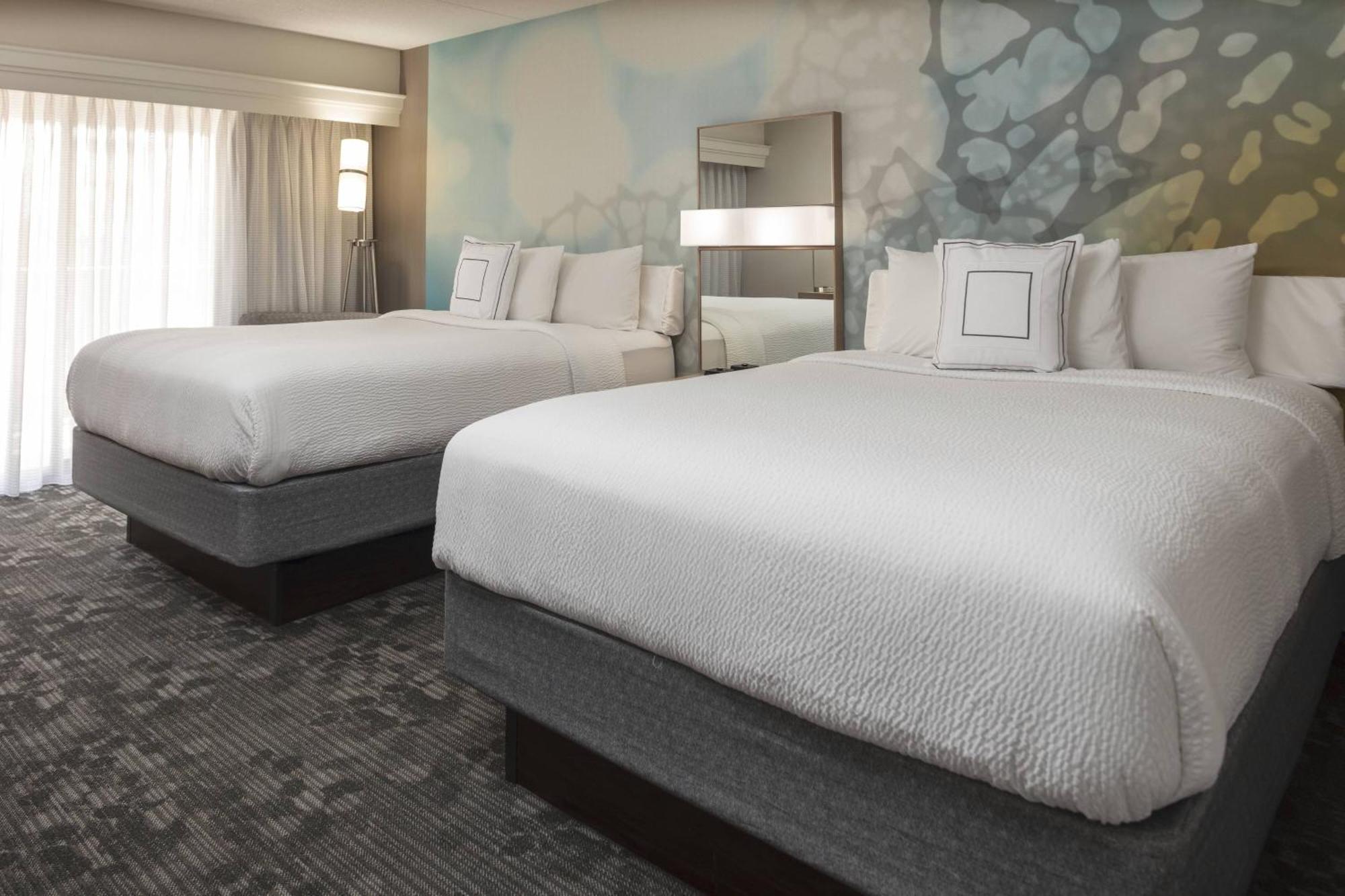 Courtyard Indianapolis Northwest Hotel Bagian luar foto